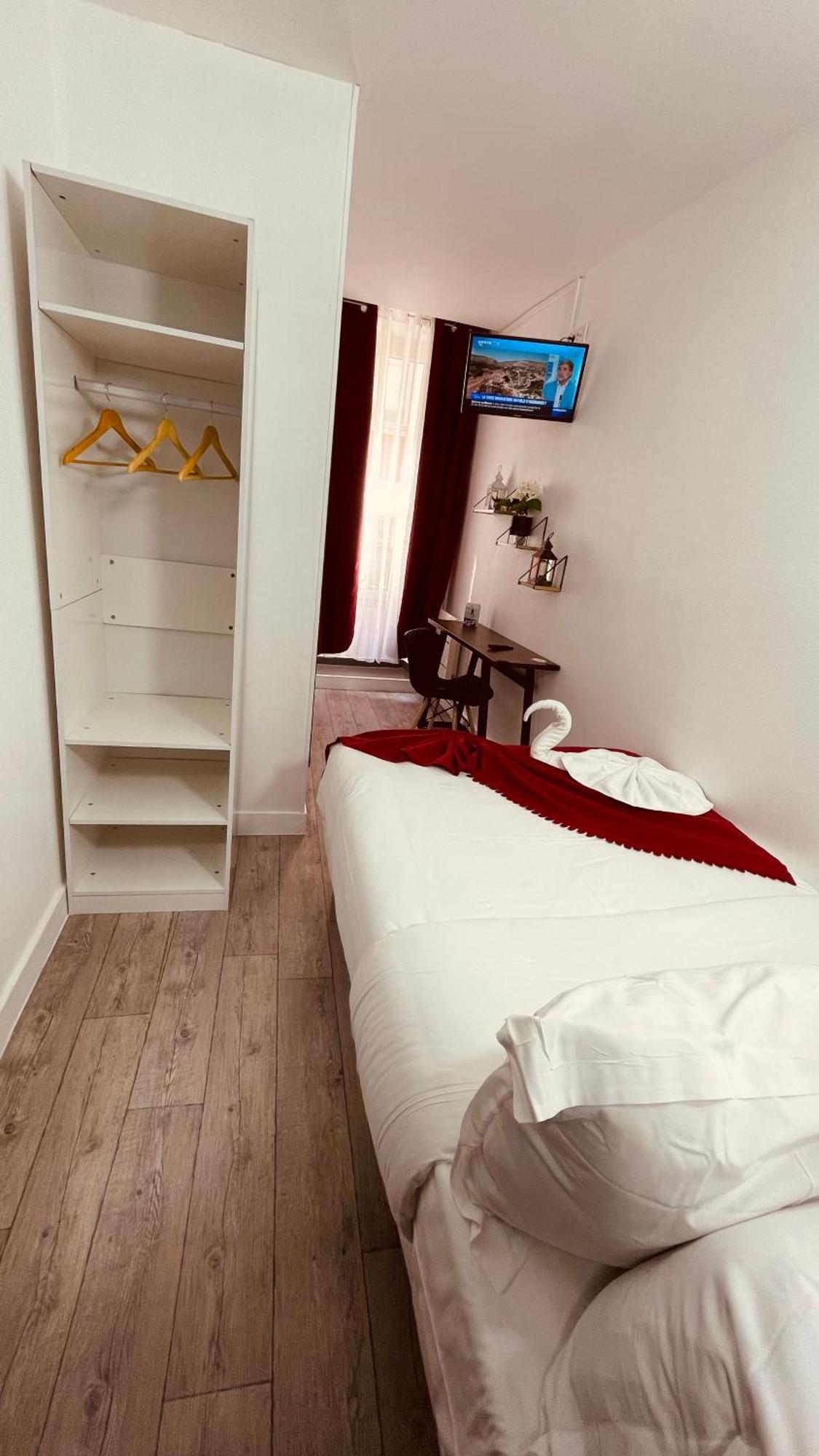 Hotel Louvain Paris Bagian luar foto