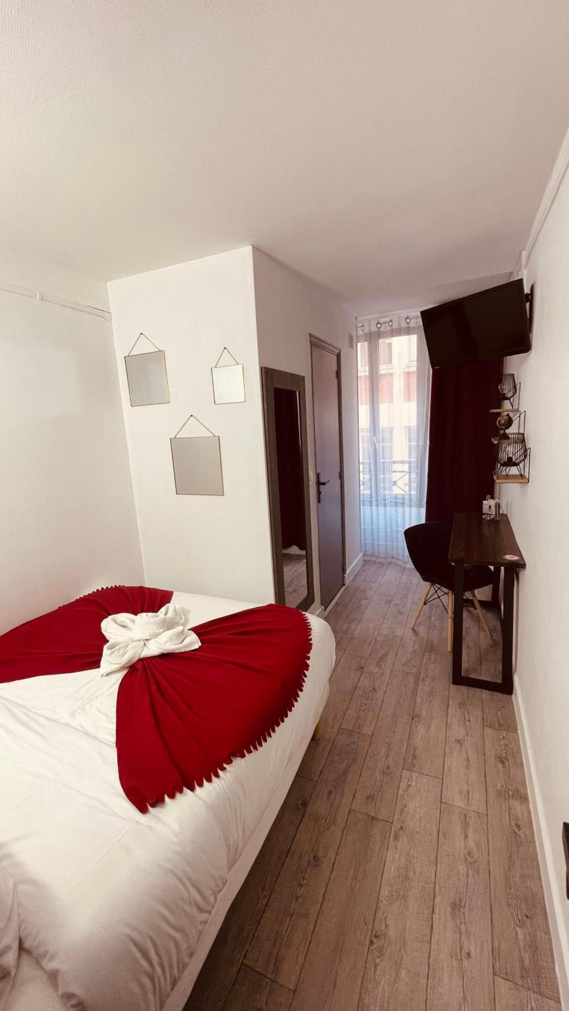 Hotel Louvain Paris Bagian luar foto