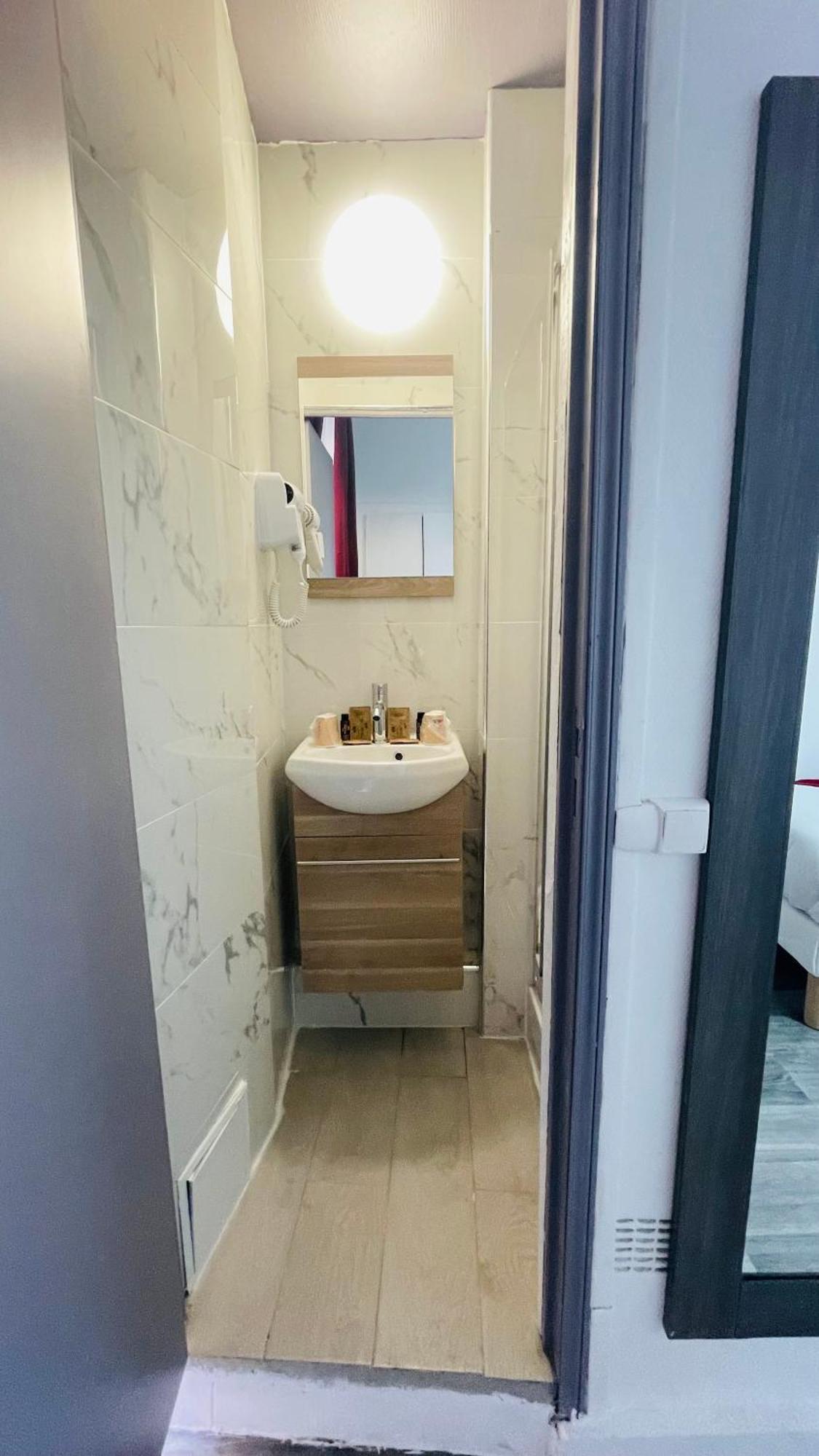 Hotel Louvain Paris Bagian luar foto