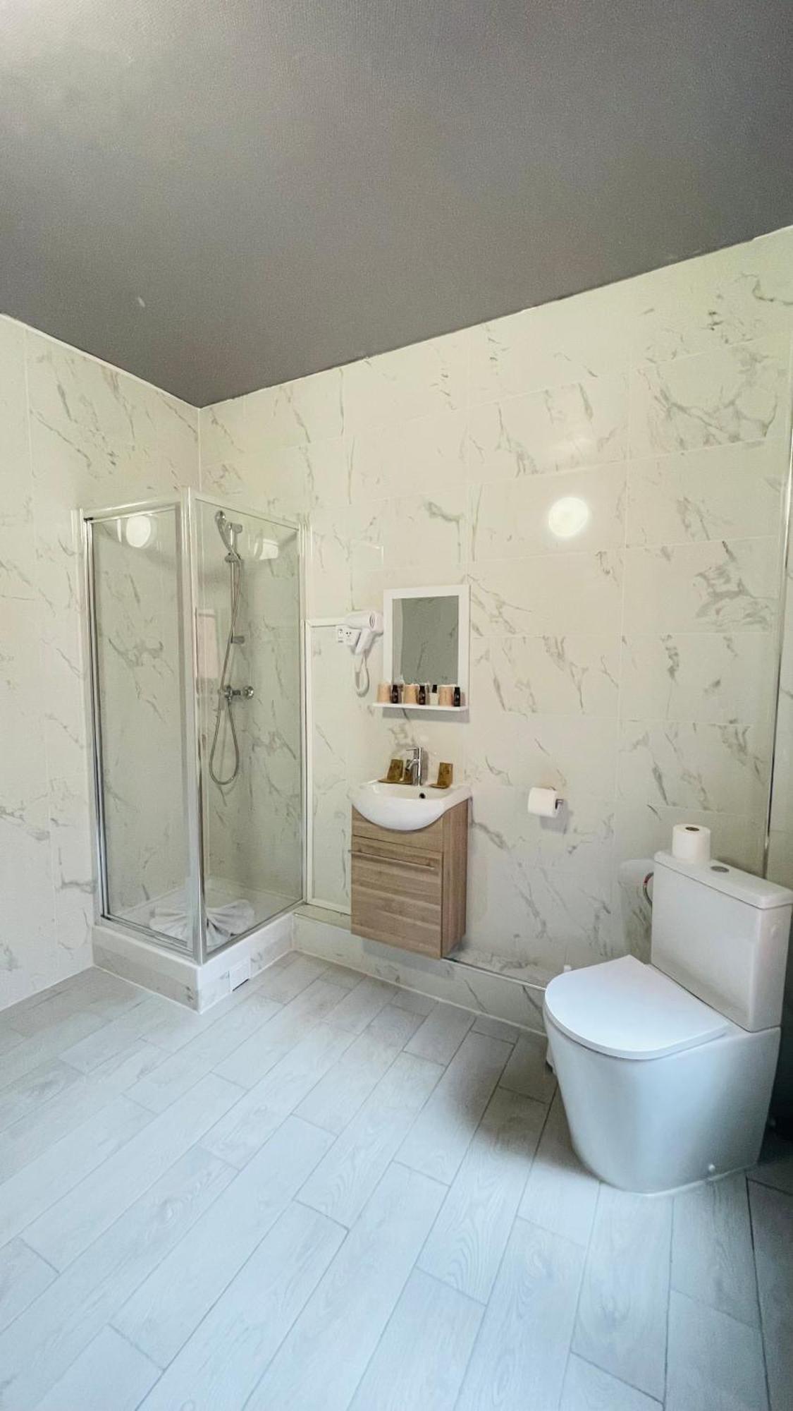 Hotel Louvain Paris Bagian luar foto